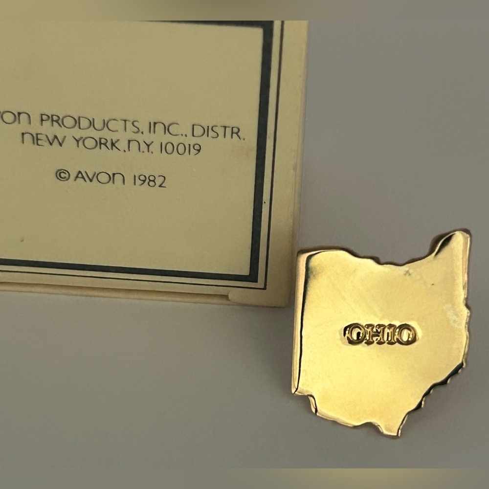 Vintage 1982 Ohio State Avon 9K Gold Map Pin Brooch​